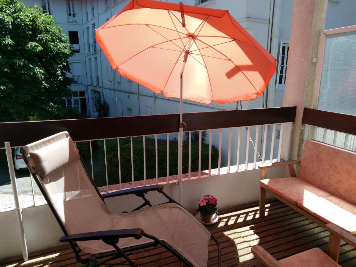 Le Pardeilhan Appt Chaleureux, Lumineux Avec Terrasse Et Parking En Coeur De Ville Bagnères-de-Luchon Kültér fotó