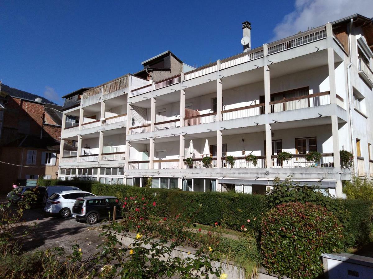 Le Pardeilhan Appt Chaleureux, Lumineux Avec Terrasse Et Parking En Coeur De Ville Bagnères-de-Luchon Kültér fotó