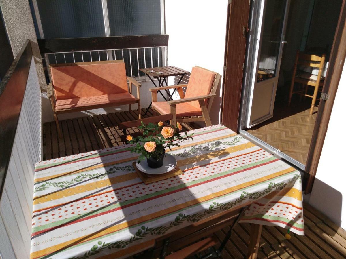 Le Pardeilhan Appt Chaleureux, Lumineux Avec Terrasse Et Parking En Coeur De Ville Bagnères-de-Luchon Kültér fotó